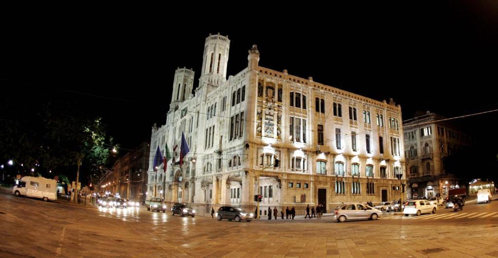 Numero 3 Hotel Cagliari Ngoại thất bức ảnh